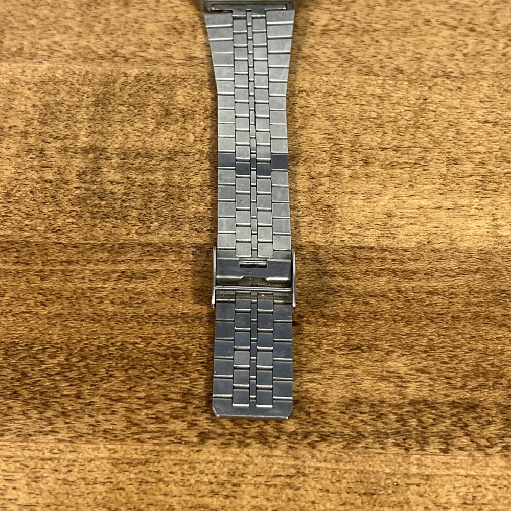 Vintage Retro Men's Watch Criterion Digital Alarm-Chronograph Rare UNTESTED